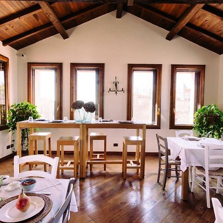 Al Palazzetto Bed & Breakfast ติโวลี ภายนอก รูปภาพ