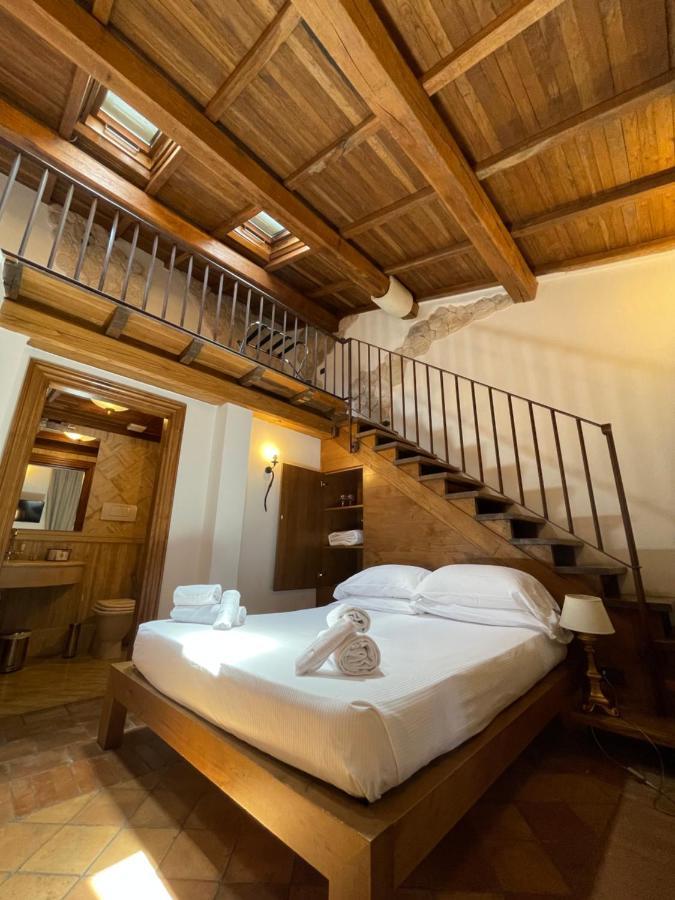 Al Palazzetto Bed & Breakfast ติโวลี ภายนอก รูปภาพ