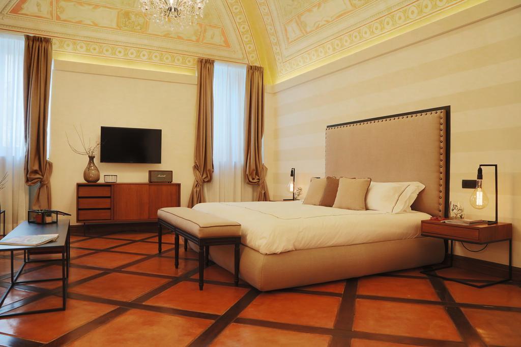 Al Palazzetto Bed & Breakfast ติโวลี ภายนอก รูปภาพ