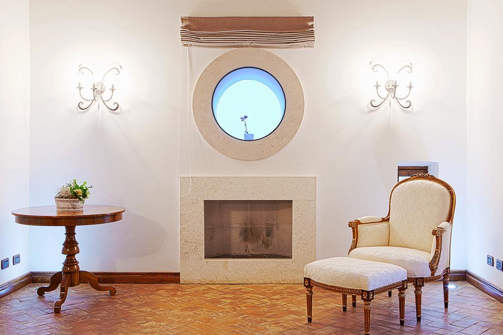 Al Palazzetto Bed & Breakfast ติโวลี ภายนอก รูปภาพ