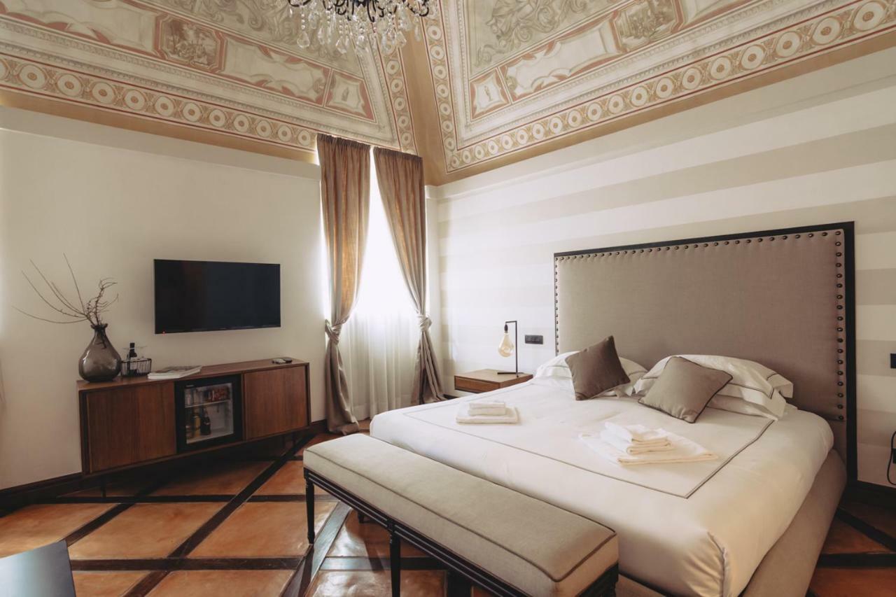 Al Palazzetto Bed & Breakfast ติโวลี ภายนอก รูปภาพ