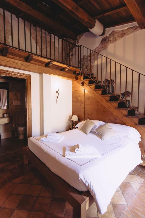 Al Palazzetto Bed & Breakfast ติโวลี ภายนอก รูปภาพ